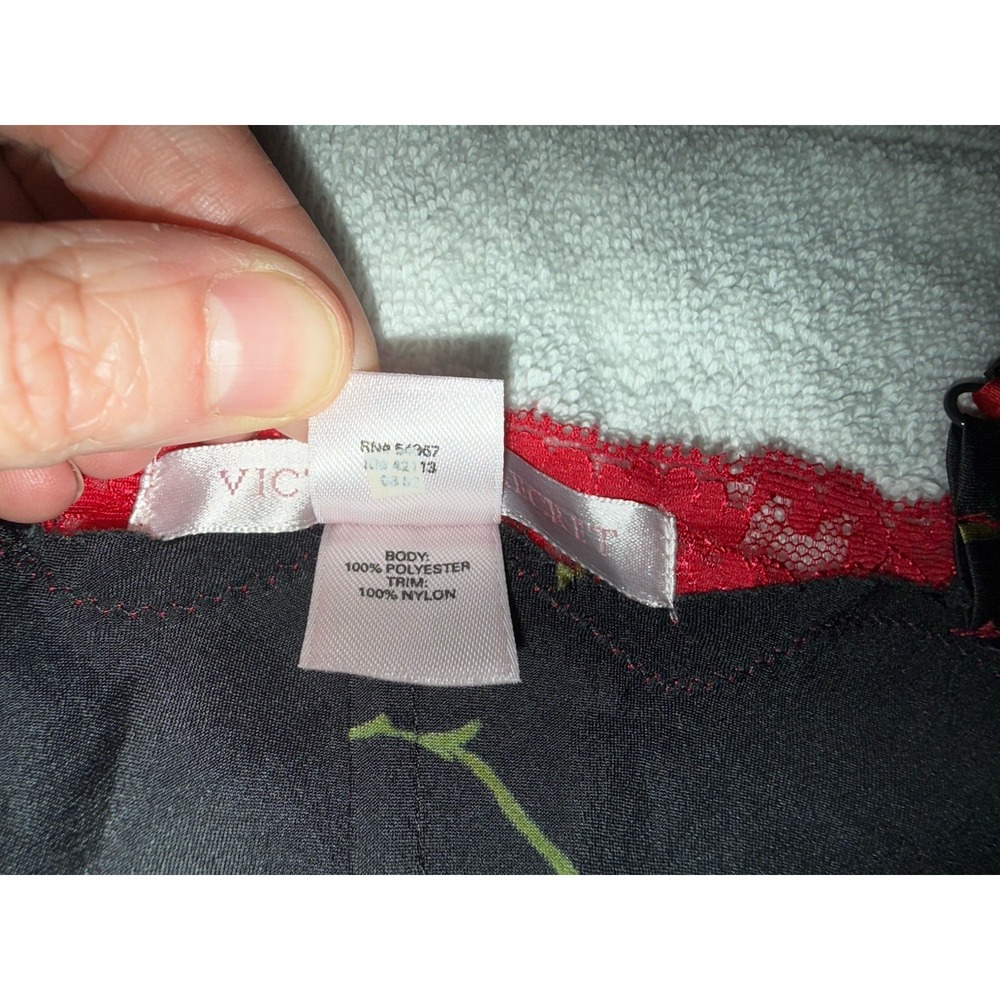 Victorias Secret Women's Slip Dress Black W/Red Flowers/Lace Size XS - Picture 4 of 7